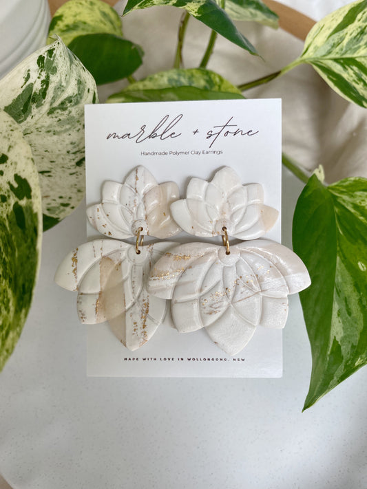 Double lotus - white/translucent